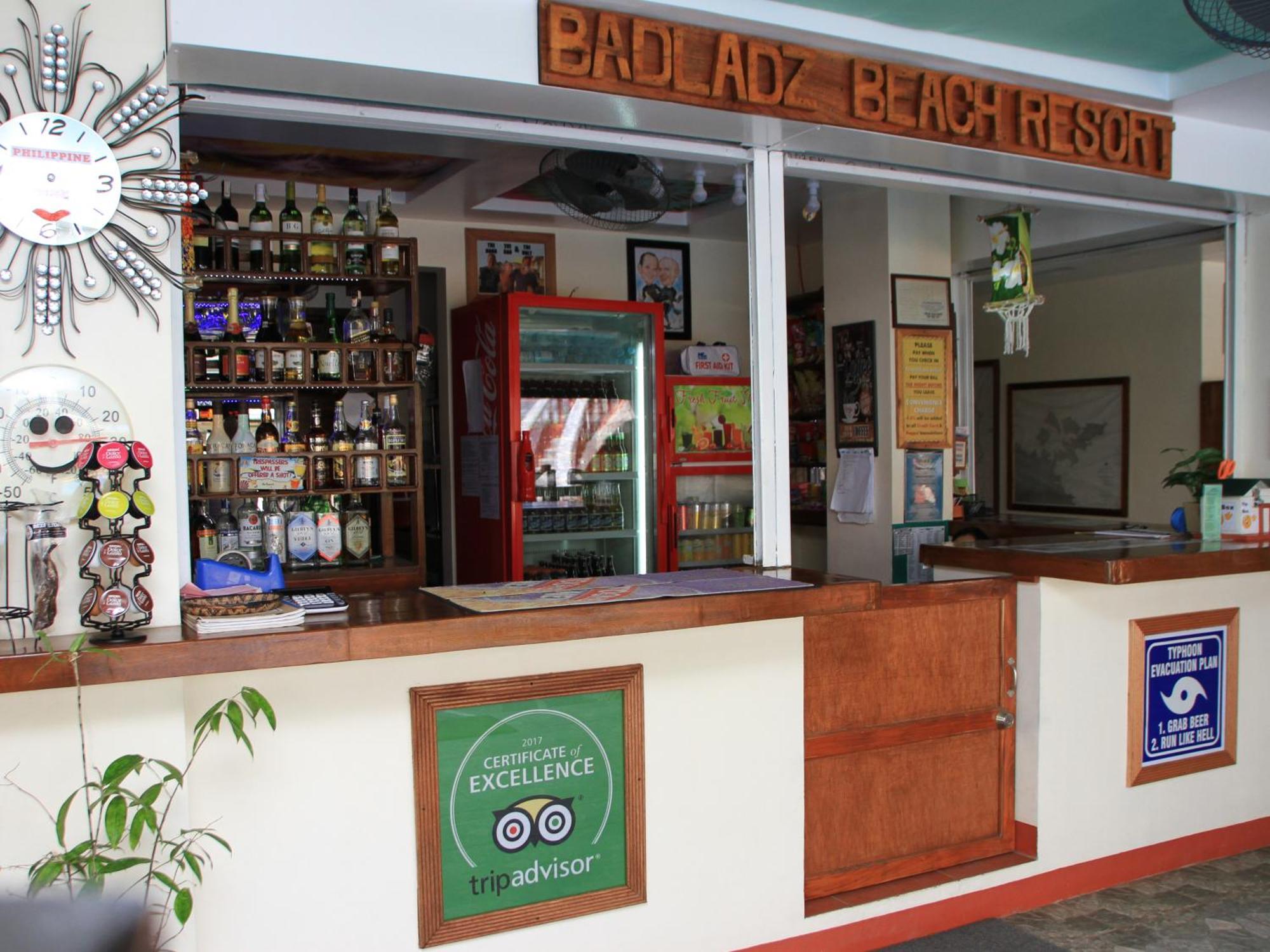 Badladz Beach And Dive Resort Puerto Galera Exterior foto