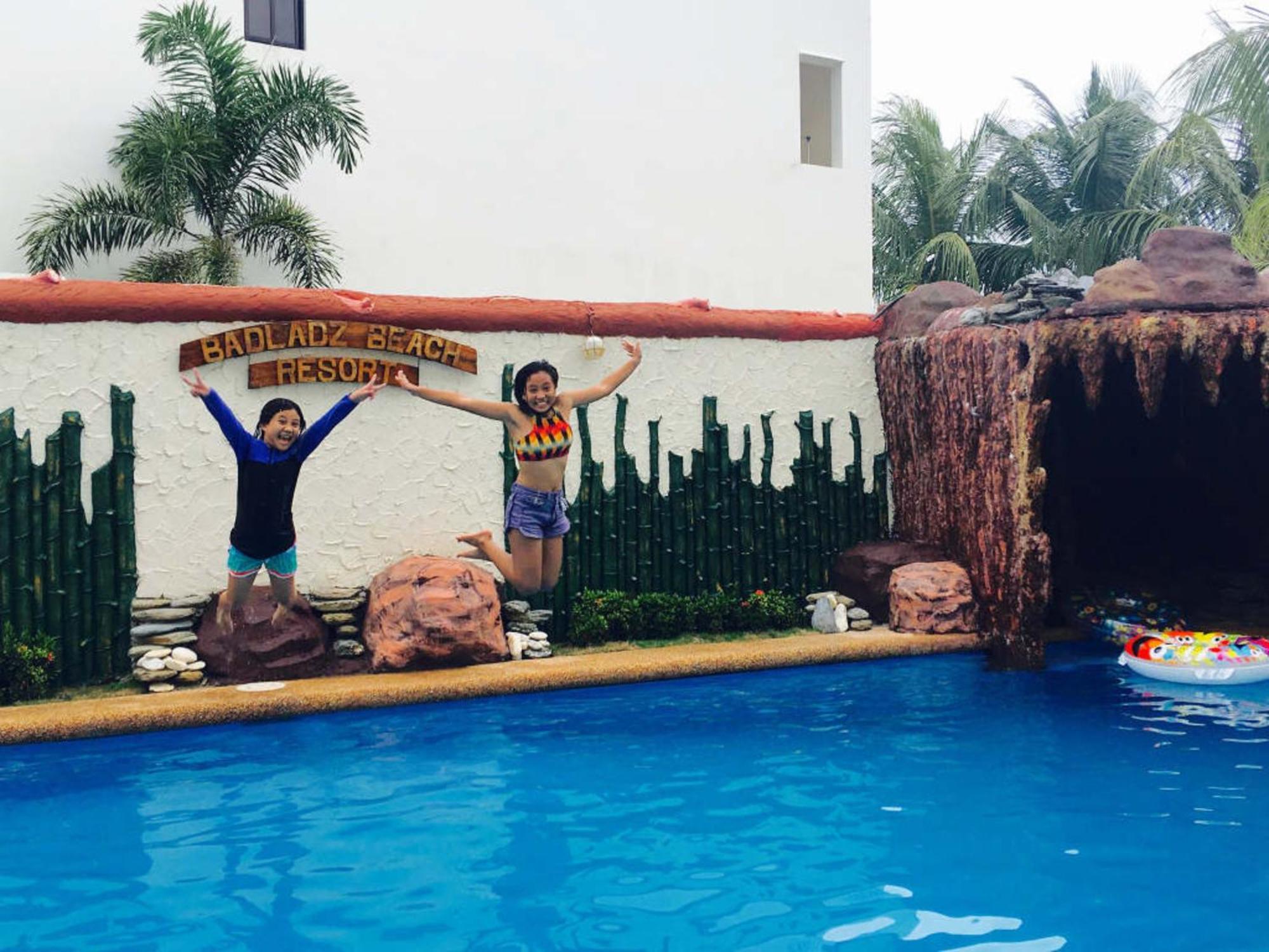 Badladz Beach And Dive Resort Puerto Galera Exterior foto